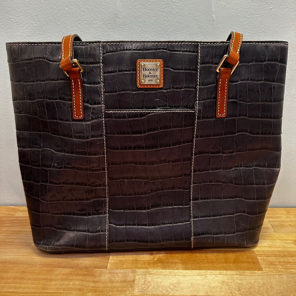 Dooney & Bourke Alligator print leather tote - Used